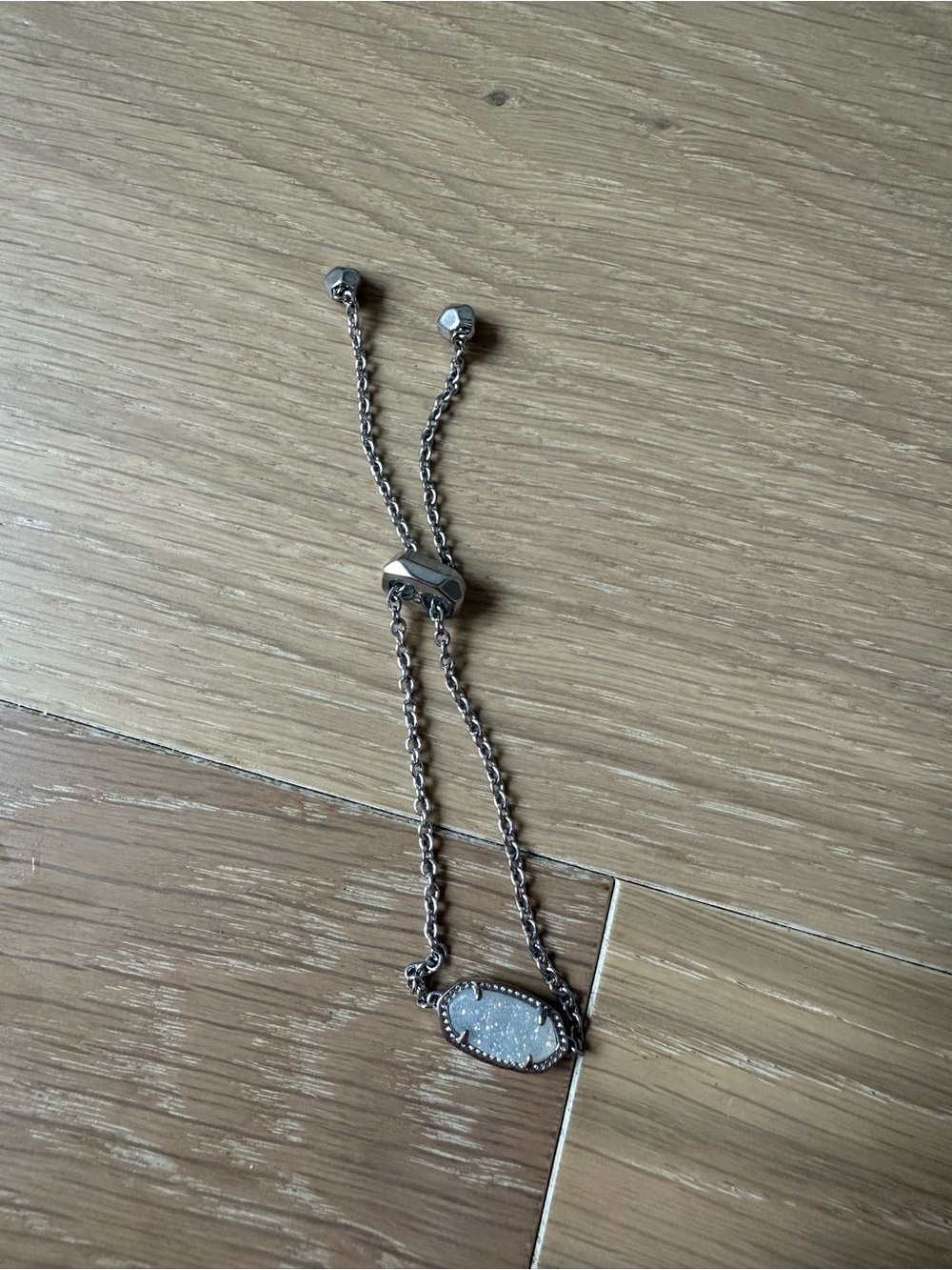 Kendra Scott Elaina Silver Adjustable Chain Bracelet Iridescent Druzy Pendant - Picture 4 of 7